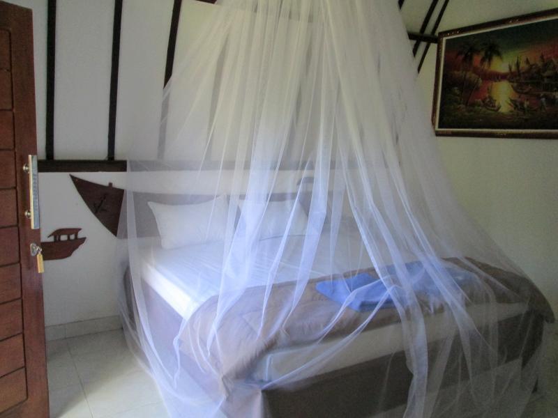 Mustika Ocean Lodge Gili Air Exterior photo